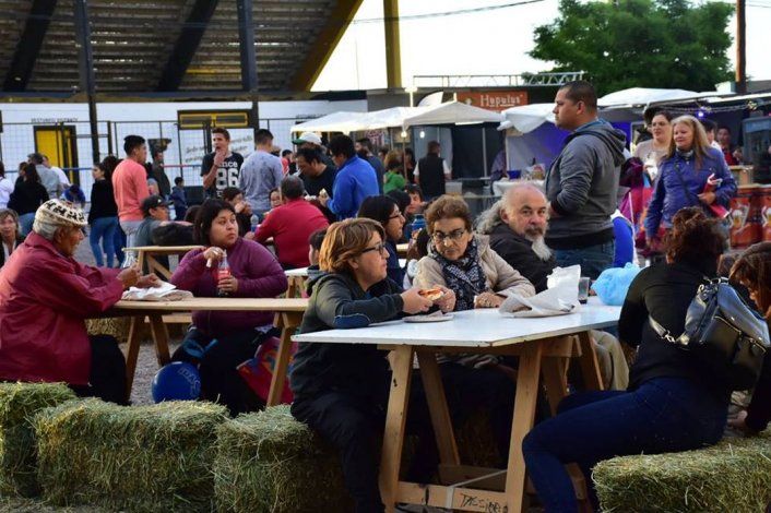 Murió aplastado por su caballo en un festival de doma Murió aplastado por su caballo en un festival de doma