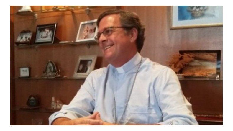 Jorge Ignacio García Cuerva ofició el jueves su primera misa en la catedral de Río Gallegos y ayer recibió al periodismo en la sede del obispado.
