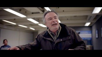 Oscar Martínez protagoniza otra película que presenta una interesante trama. Oscar Martínez protagoniza otra película que presenta una interesante trama.