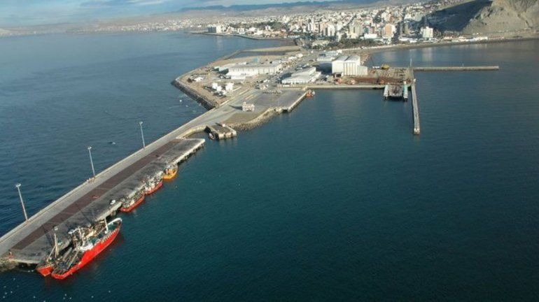 Protesta de estibadores en el Puerto local - El Patagónico