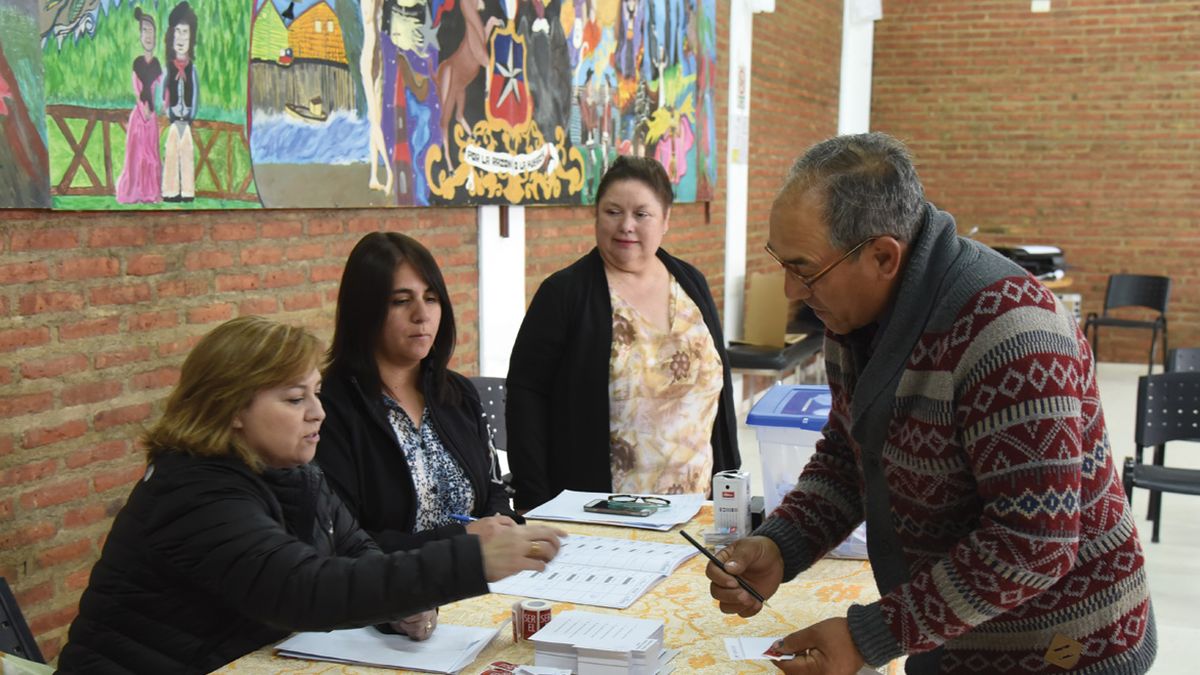 Elecciones chilenas: en Comodoro ganó Piñera y en Trelew ...