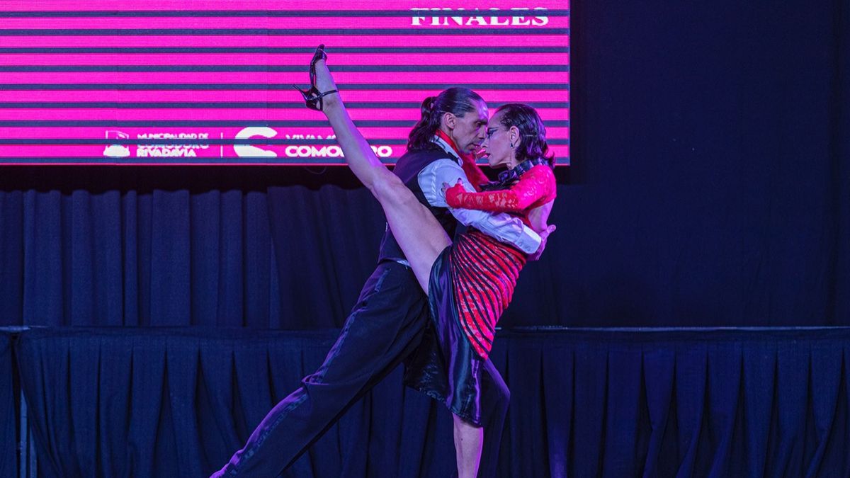 Comodoro clasificó a seis parejas para el Mundial de Tango