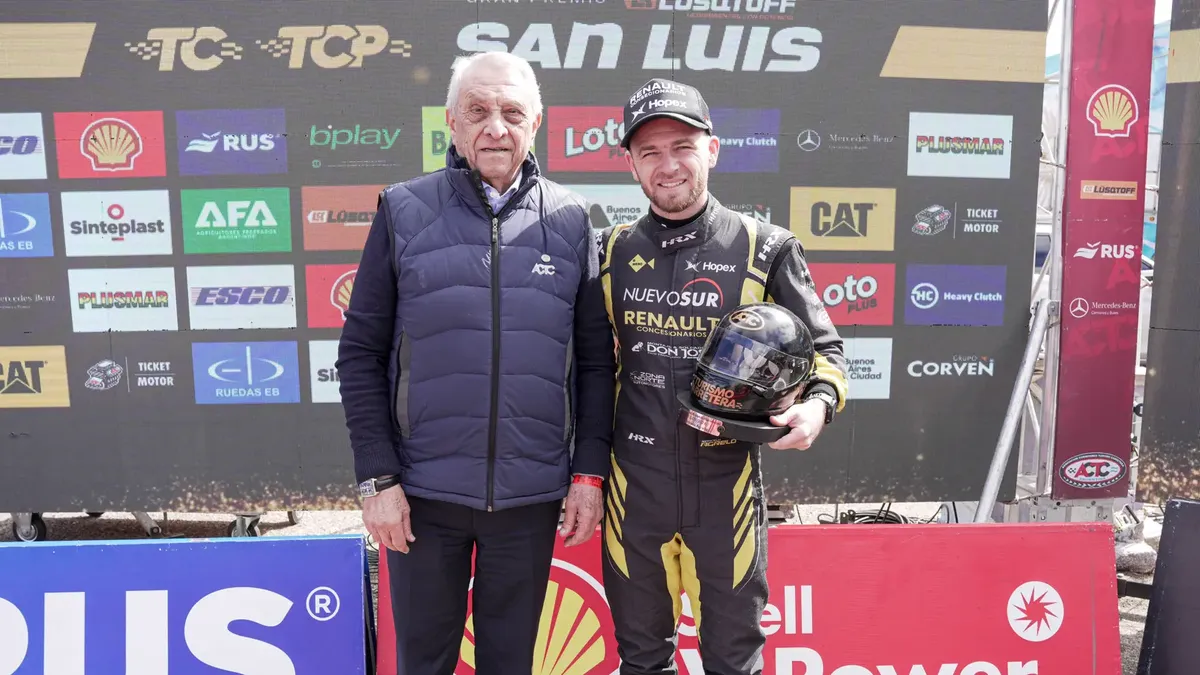Marcelo Agrelo celebró su centésima carrera en el Turismo Carretera