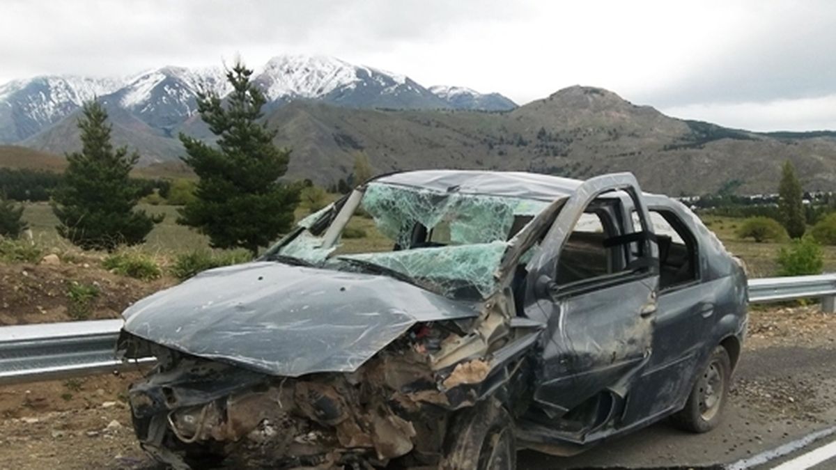 Falleció la joven en grave estado tras volcar el vehículo en que viajaba