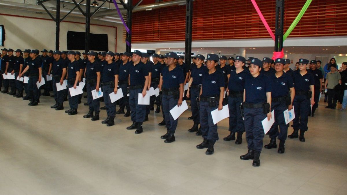 Nueva Incorporación De Agentes A La Policía Del Chubut