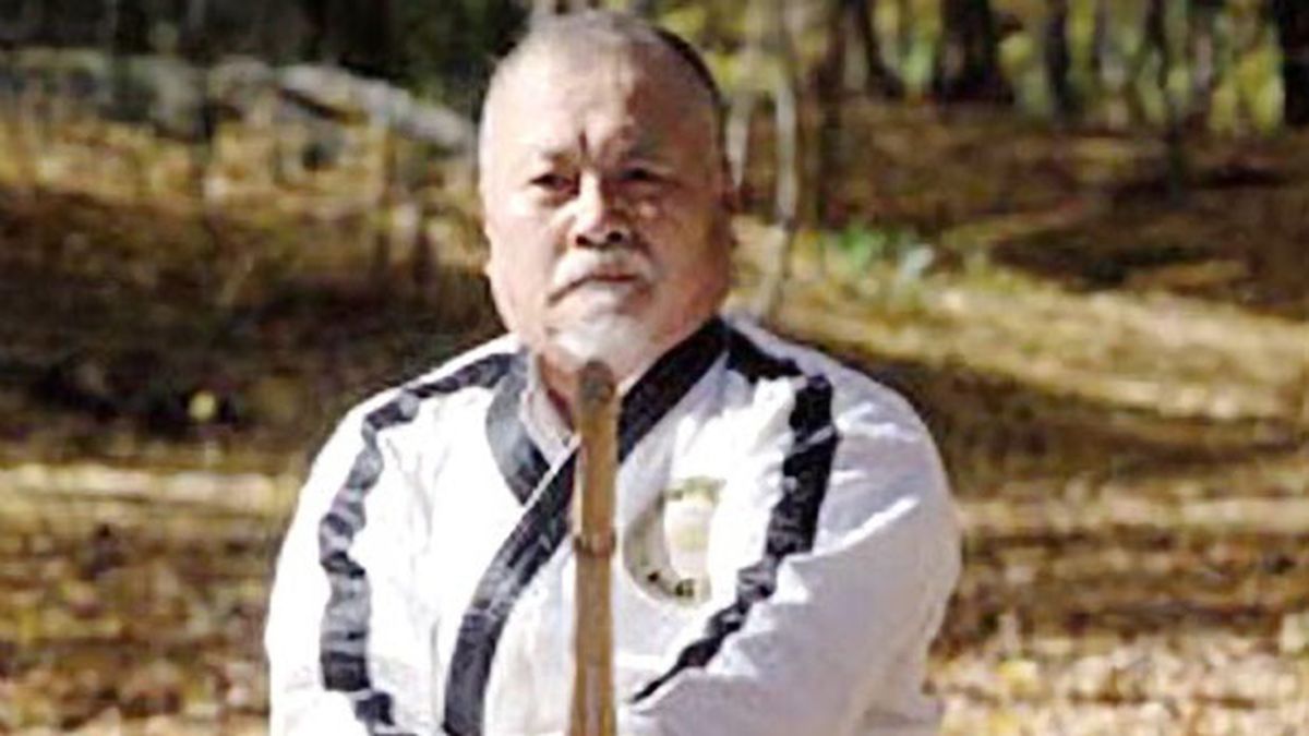 El taekwondo local recibe con honores a Kwang Duk Chung