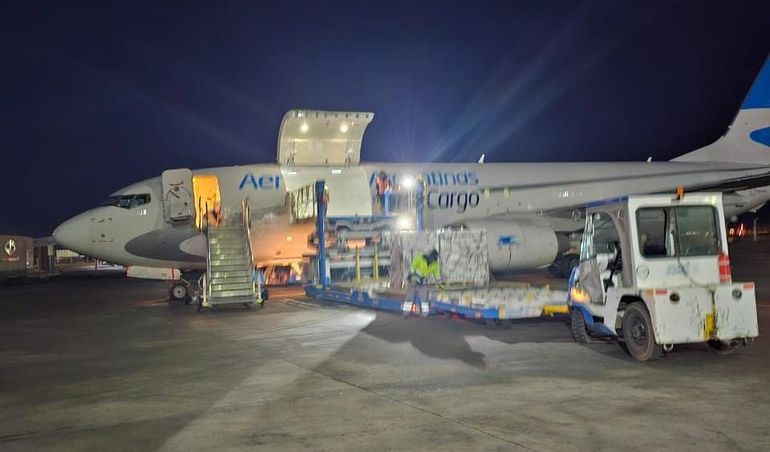 Se inició puente aéreo para el tránsito de productos chilenos desde Tierra del Fuego 