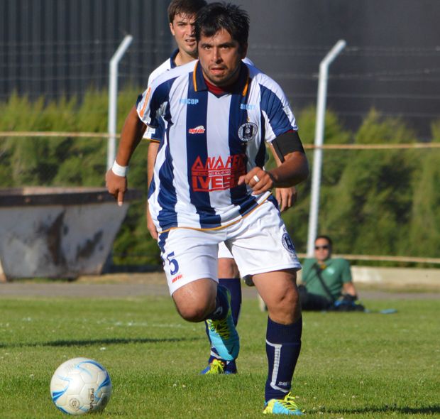 Alexis Cabrera #8 // Volante Extremo - Mid Winger // Sportivo Italiano 2022  