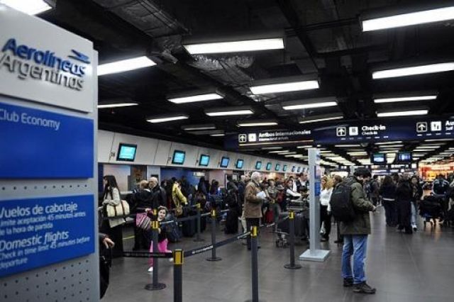 Hay demoras en los vuelos que parten de Aeroparque