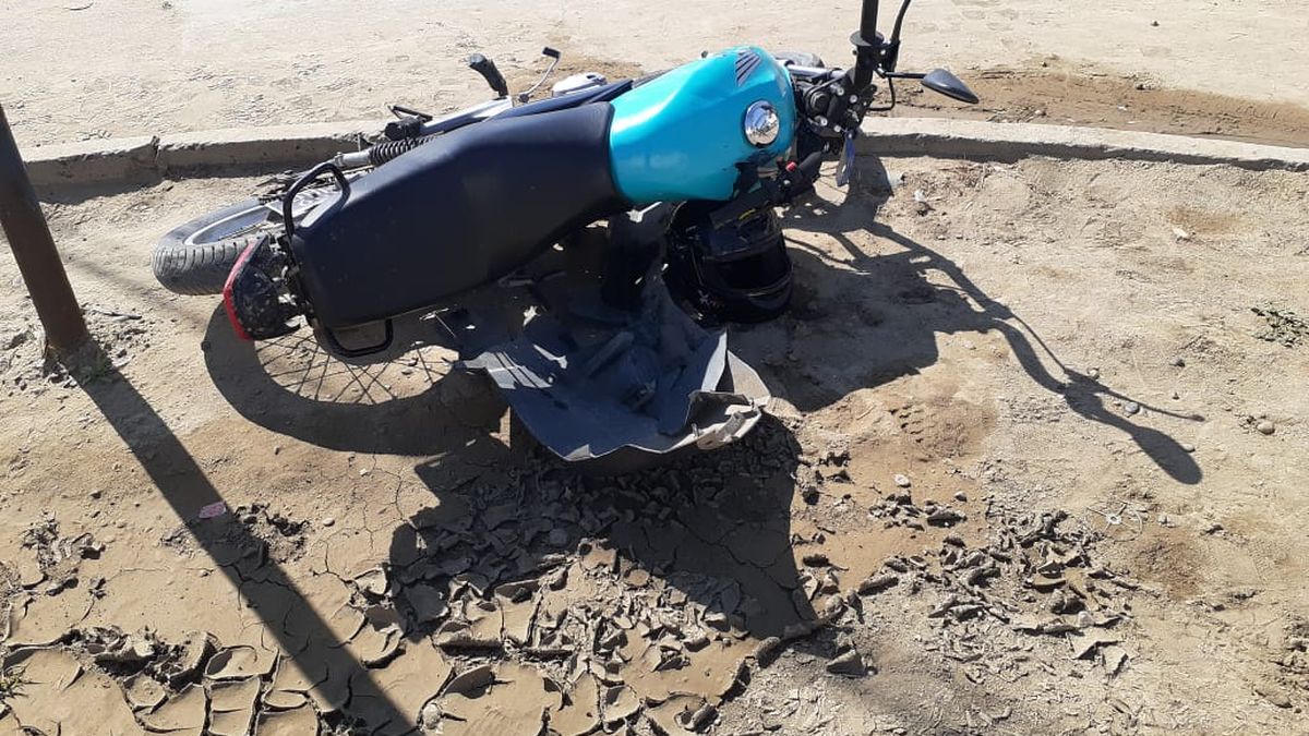 Motociclista fue hospitalizado tras un choque en Avenida Kennedy