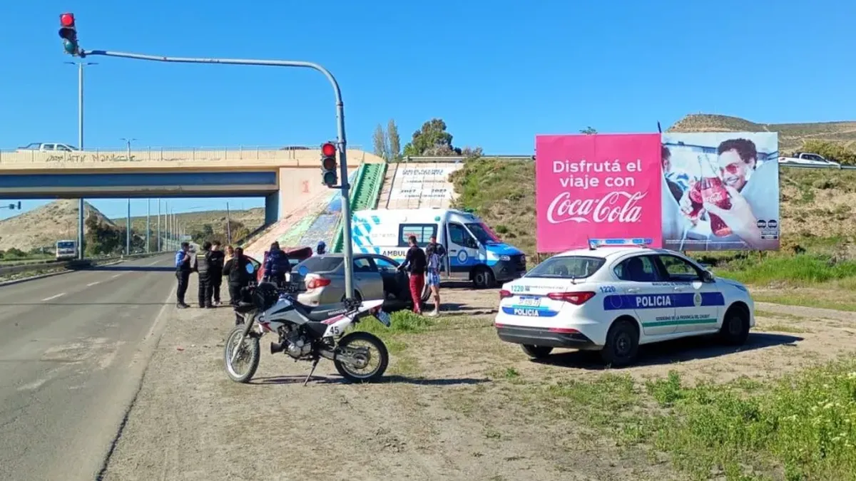 Choque entre dos Toyota Corolla en la Ruta 3