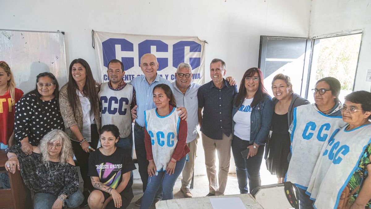 Capacitan laboralmente a integrantes de la CCC