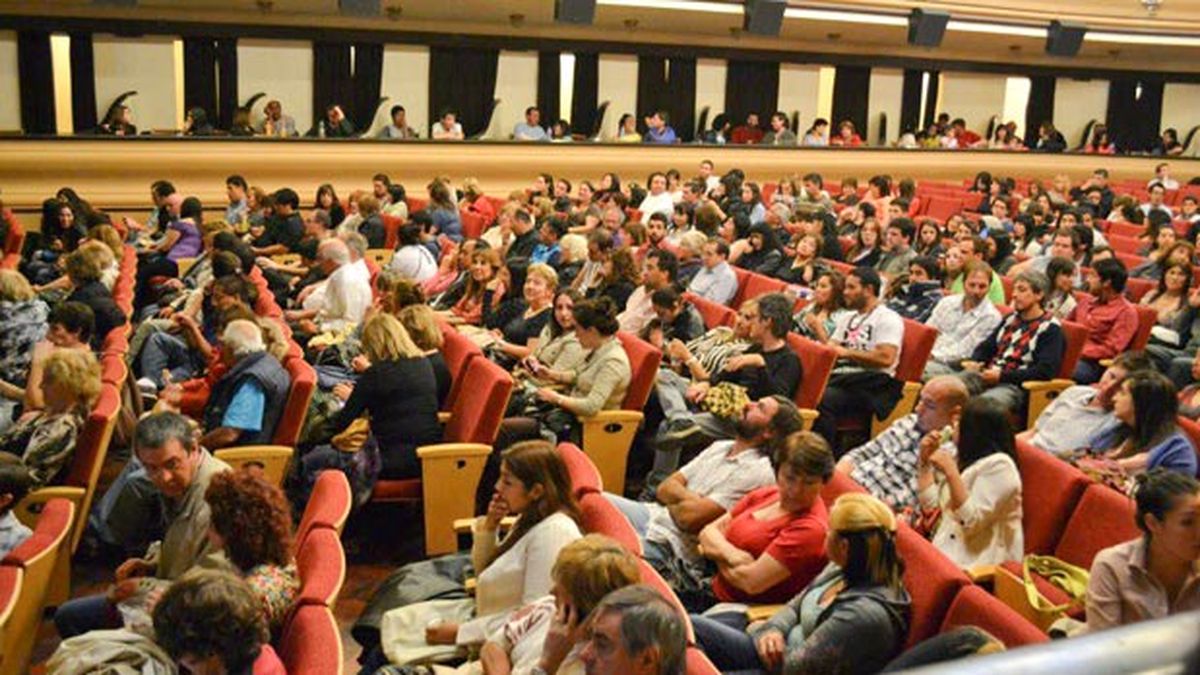 Mi mujer es el plomero” se estrenó a sala llena