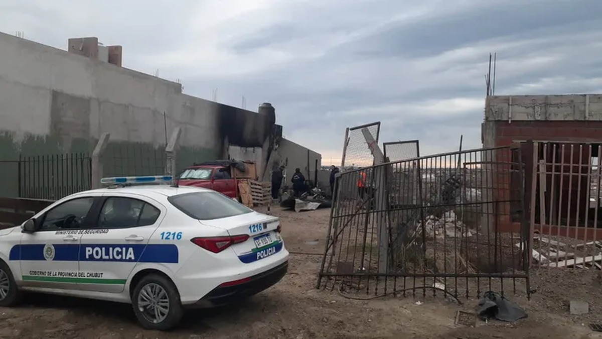 Pareja de la joven fallecida en incendio sigue en terapia intensiva