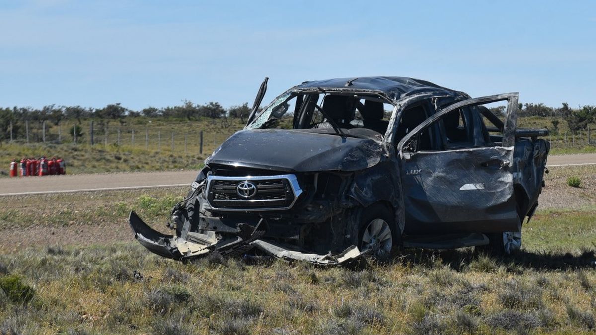 Accidente de docente al volcar camioneta en cercanías de Fitz Roy