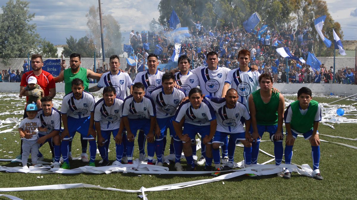 El club San Martín atraviesa un año de transición y festeja su 53