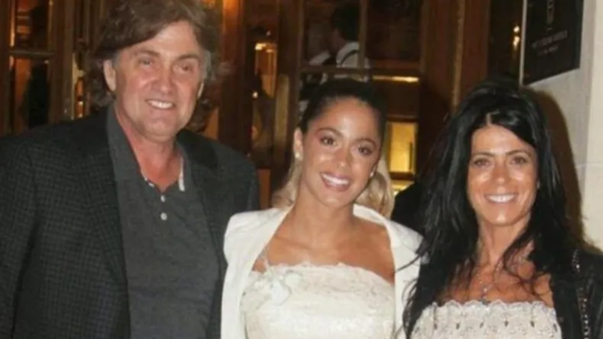 Tini Stoessel reveló su estrategia familiar para hablar con sus padres